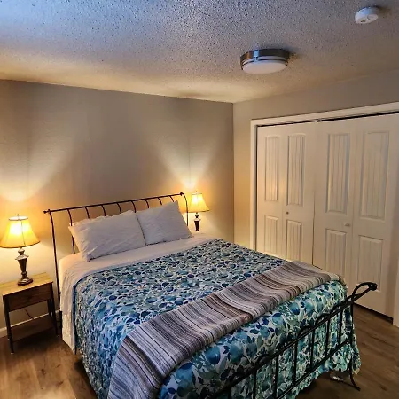 Nightshade Bnb Anchorage Exterior photo