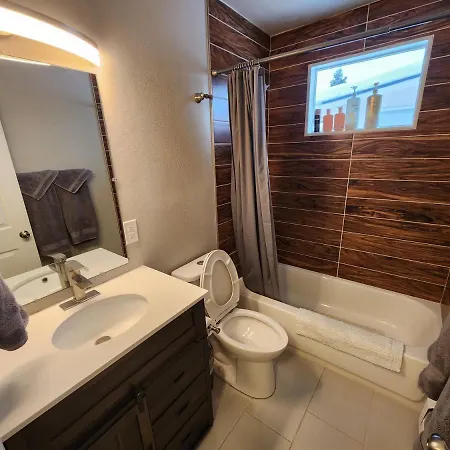 Nightshade Bnb Anchorage Exterior photo