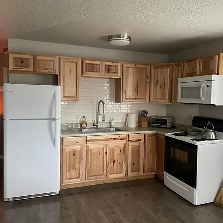 Nightshade Bnb Anchorage Exterior photo